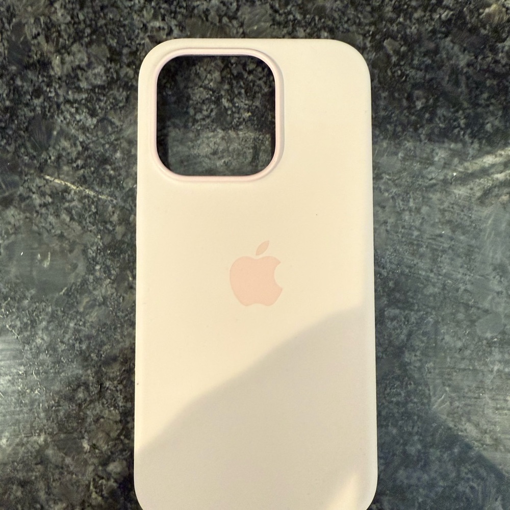 Apple Pink Silicone iPhone 15 pro Case